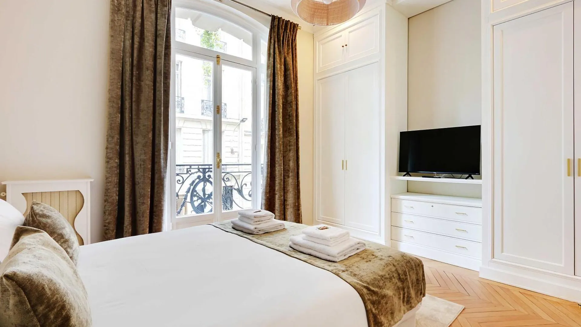 Sublime Apartment - 2Br-4P - Arc De Triomphe Paris France